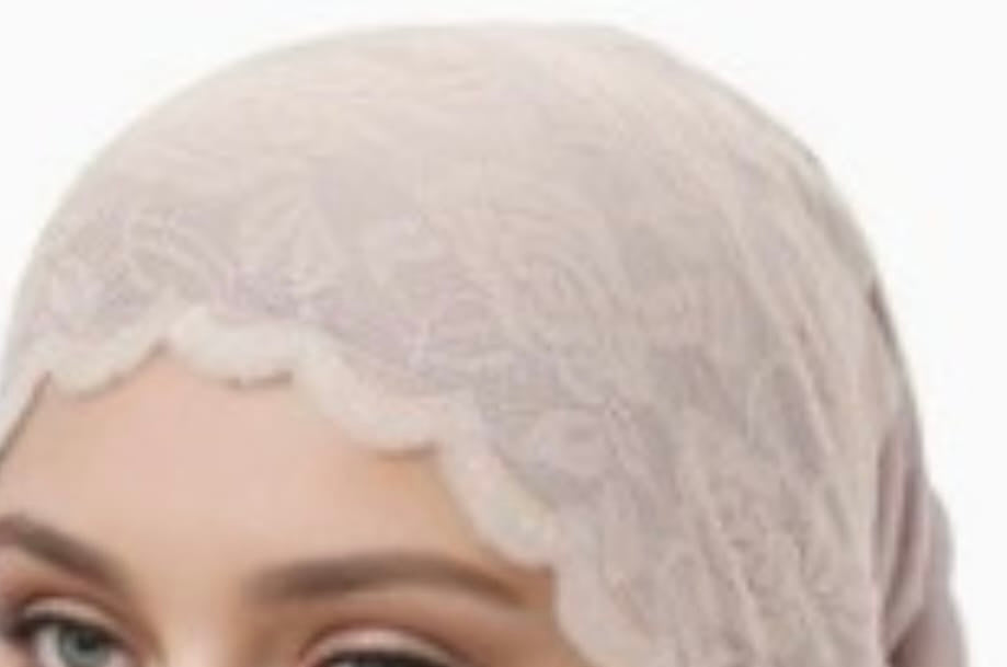 Cream Lace Tie Back Undercap